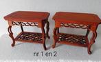 Tafel - Hout, 9 tafeltjes , hardhouten , displays , stands ,