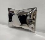 Peter Smith (1941) - sculptuur, Cushion II - 18.5 cm - Staal