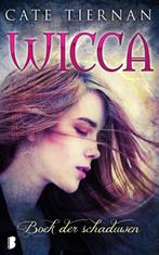 Boek der schaduwen / Wicca / 1 9789022561171 Cate Tiernan, Boeken, Verzenden, Gelezen, Cate Tiernan