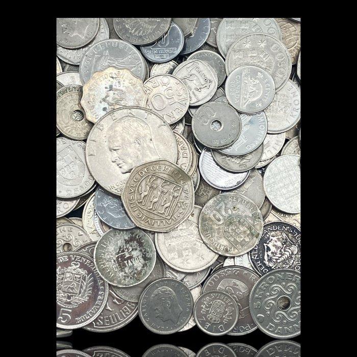Wereld. Lote de 200 Moedas do mundo, várias datas, várias, Postzegels en Munten, Munten | Europa | Niet-Euromunten