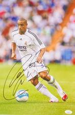 Real Madrid - Voetbal - Roberto Carlos - Signed Poster 28 X, Nieuw