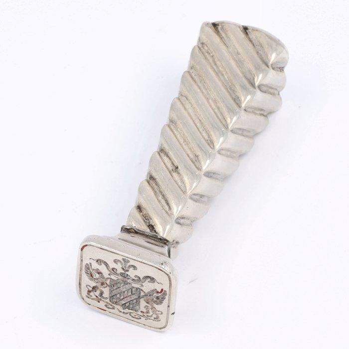 L. Spiers (1890) - Lakstempel - Zegel, Antiek en Kunst, Antiek | Zilver en Goud