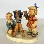 Goebel - Figurine - Camera Ready #2132 TMK8 + Original Box -