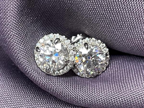 Veiling - Oorbellen solitair entourage briljant Moissaniet 2, Bijoux, Sacs & Beauté, Boucles d'oreilles