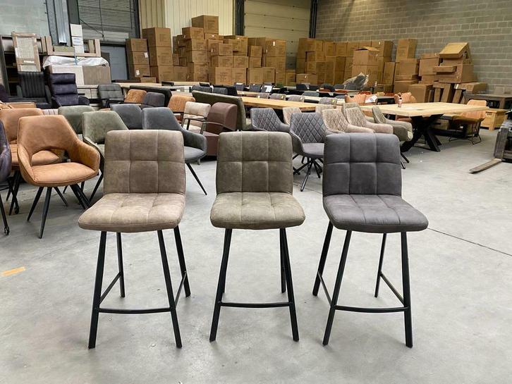 Bolero barstoel (nieuw, outlet), Huis en Inrichting, Barkrukken, Nieuw, Met voetsteun, Metaal