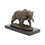 Beeldje - A wild bear - Brons, Marmer