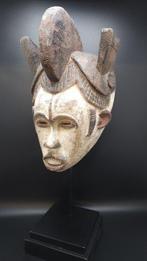 mzsque of koptelefoon - Igbo - Nigeria  (Zonder