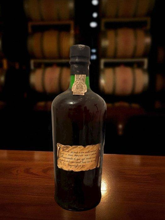 Partial, Porto de 30 anos - Porto 30 years old Tawny - 1, Verzamelen, Wijnen