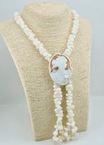 Corail - Argent - Collier - Corail blanc et camée