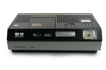 Telefunken VR40 / Philips N1501 | Vintage VCR | DEFECTIVE