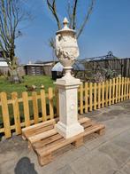 Large Urn with Pedestal - Vaas - gietijzer