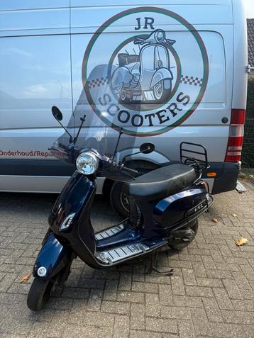 Scooter A klasse (Geen rijbewijs) beschikbaar voor biedingen