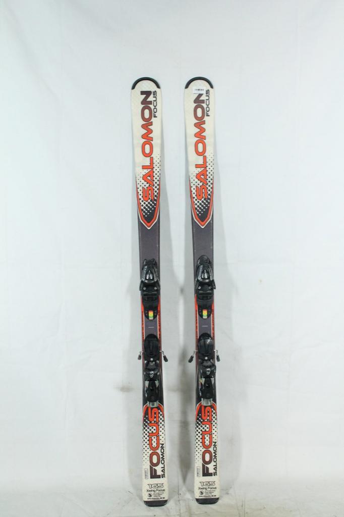 Refurbished - Ski - Salomon Focus - 165, Sport en Fitness, Skiën en Langlaufen, Ski, 160 tot 180 cm, Gebruikt, Salomon, Ski's
