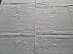 Tovaglia puro lino con ricamo a mano 12 posti Tablecloth