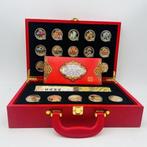 China - Kirin and Phoenix themed medals - Herdenkingsmunt, Postzegels en Munten, Munten | Europa | Niet-Euromunten
