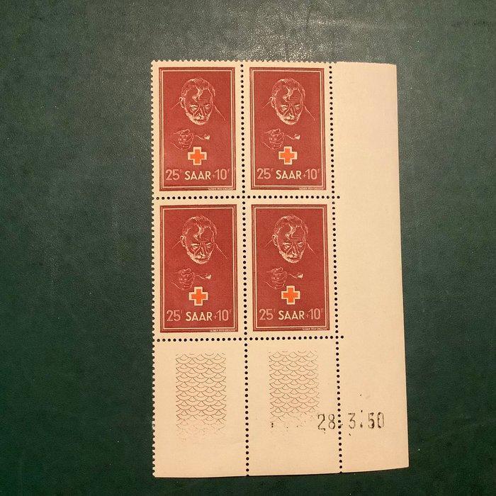 Saarland 1950 - Rood Kruis in blok van vier met drukdatum -, Timbres & Monnaies, Timbres | Europe | Allemagne