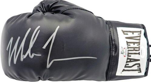 The Hangover - Mike Tyson - Signed Glove - With COA, Verzamelen, Film en Tv