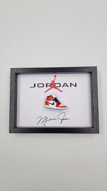 Lijst- Mini Sneaker AJ1 Air Jordan 1 Fearless Melody