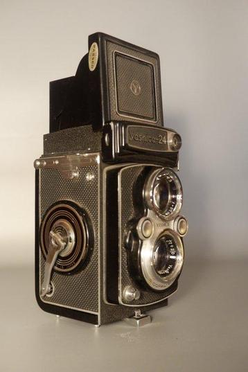 Yashica -24 Appareil photo reflex bi-objectif (TLR)