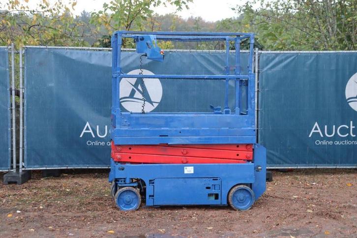 Veiling: Schaarlift Genie GS-1532 Elektrisch 6.6m 2014, Zakelijke goederen, Machines en Bouw | Liften, Steigers en Ladders, Ophalen