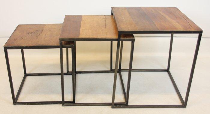 Set bijzettafels - Hout, IJzer, Antiek en Kunst, Curiosa en Brocante