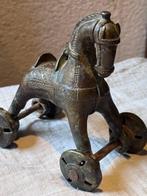 Beeldje, Petit cheval en jouet - 14 cm - Brons, Metaal