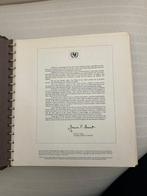 Wereld - album Unicef met 32 buste eerste dag plus Album