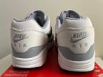Nike - Sneakers - Maat: EU 40, Nieuw