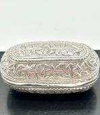 No reserve-Geheel bewerkte 19e eeuwse zilveren, Antiek en Kunst