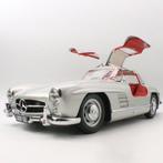 Eaglemoss 1:8 - Voiture de sport miniature - Mercedes-Benz, Hobby & Loisirs créatifs