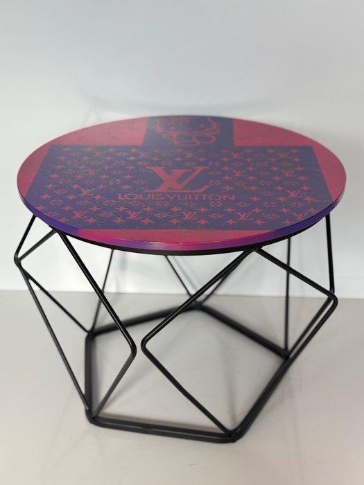 Rob VanMore - Tea-time Hello Kitty by LV - ø50cm, Antiquités & Art, Art | Objets design