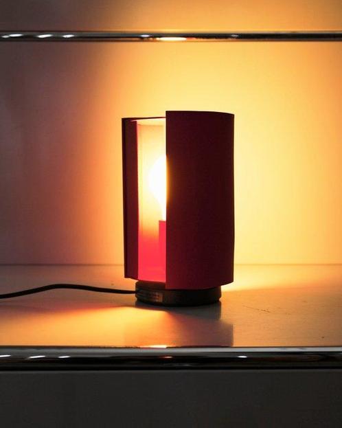 Nemo - Charlotte Perriand - Lampe - Pivotante à poser -, Antiek en Kunst, Antiek | Verlichting