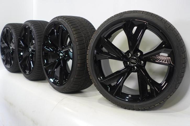 Audi RS6 22 inch velgen Pirelli Winterbanden Origineel, Auto-onderdelen, Banden en Velgen, Ophalen of Verzenden