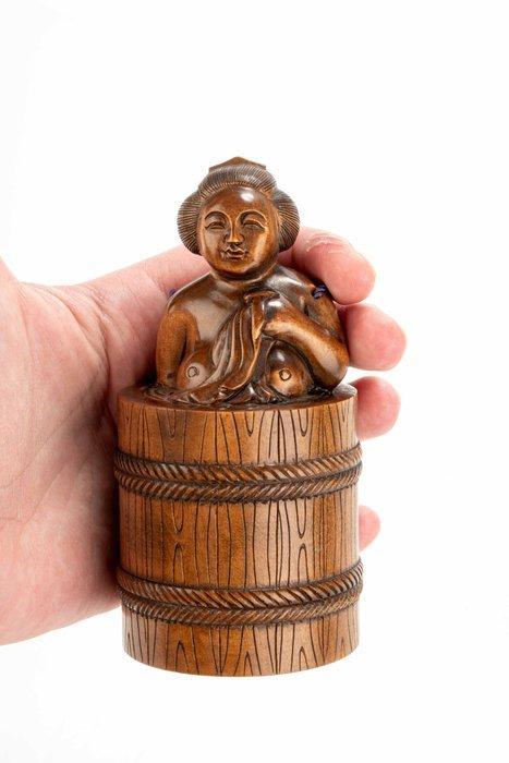 Tabaksdoos - Hout, Een prachtig uit hout gesneden tonkotsu, Antiquités & Art, Antiquités | Autres Antiquités