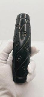 Oud heilig Boeddhistisch Tinetano amulet - magnetische steen