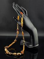 Barnsteen - Unique Baltic Amber Necklace – Mixed Honey, Verzamelen, Mineralen en Fossielen
