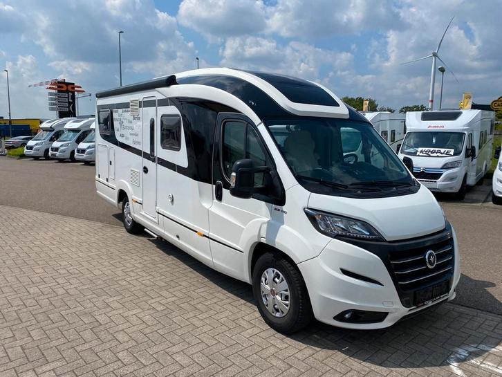 Niesmann+Bischoff Smove 7.4E 49314 km en twinbedden 82787, Caravans en Kamperen, Mobilhomes, Diesel, tot en met 2, 7 tot 8 meter
