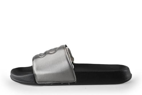 Slippers in maat 39 Grijs | 5% extra korting, Kleding | Dames, Schoenen, Grijs, Zo goed als nieuw, Slippers, Verzenden