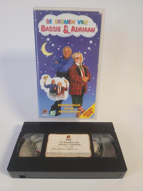 Dromen van Bassie & Adriaan VHS, Cd's en Dvd's, VHS | Kinderen en Jeugd, Zo goed als nieuw, Ophalen of Verzenden