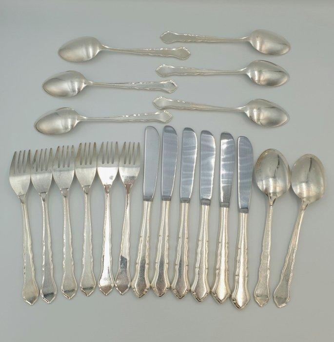 Viners Sheffield - Bestekset (18) - Verzilverd, Antiek en Kunst, Antiek | Meubels | Tafels