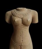 Khmer antique - Statue khmer en grès - Baphuon - XIème