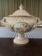Vaas met dubbele oren (3) - Porselein - Capodimonte Vazen