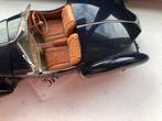 CMC 1:18 - Voiture miniature - Bugatti 57 SC, 1938, Hobby en Vrije tijd, Nieuw