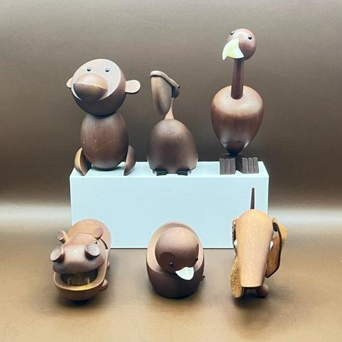 Senshukai  - Meuble-jouet 6 Vintage wooden animals Royal, Antiek en Kunst, Curiosa en Brocante