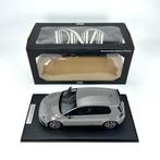 DNA Collectibles 1:18 - Voiture miniature - Volkswagen Golf, Nieuw