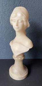 Adolpho Cipriani (1857 - 1941) - Buste, Jonge vrouw - 31