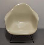 Herman Miller - Charles Eames - Stoel - Glasvezel, IJzer,, Antiek en Kunst