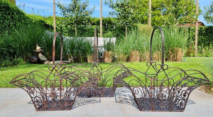 Mand (3) - IJzer, Antiek en Kunst, Kunst | Designobjecten