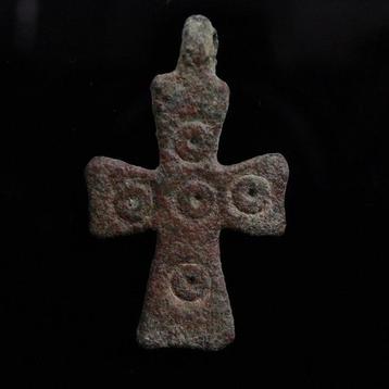 Empire Byzantin Précoce Bronze Croix - 33 mm - Rare, 5 beschikbaar voor biedingen