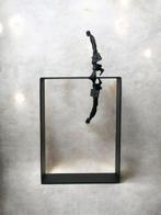 Sculpture, Il Viaggiatore Riflesso - 29 cm - Fonte